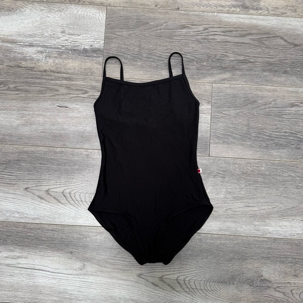 NWT BLACK YUMIKO MARISA